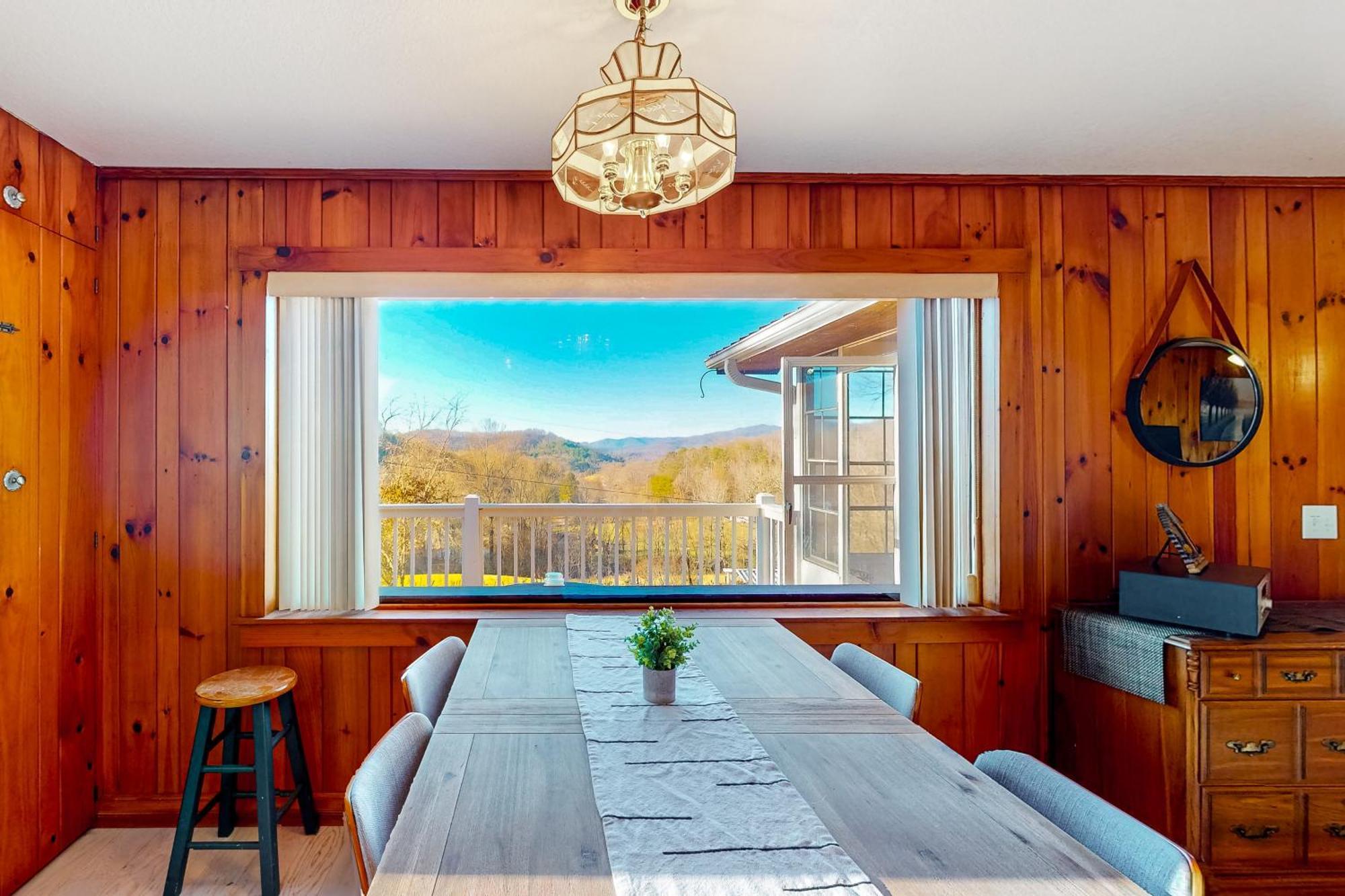 Tumbling Leaf Cabin Franklin Exterior photo